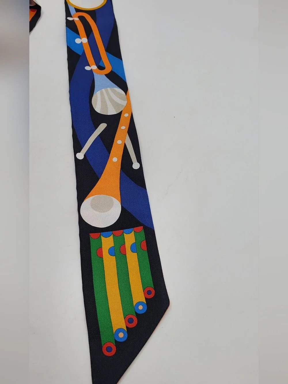 Hermes Parade En Fanfare Twilly Scarf - Picture 10 of 13